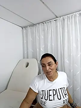 zullyxhot webcam