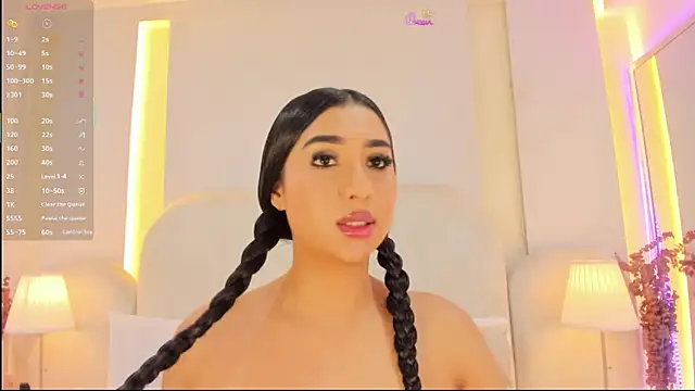 SalomeeBell webcam