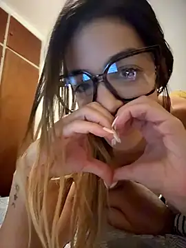 miafoxmia webcam