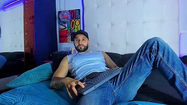 Mike333_ webcam
