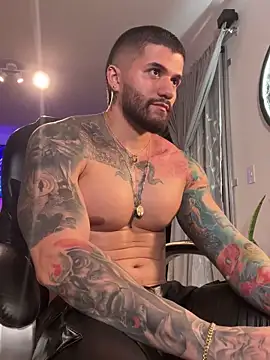 frank_farrell (M young) - show ass