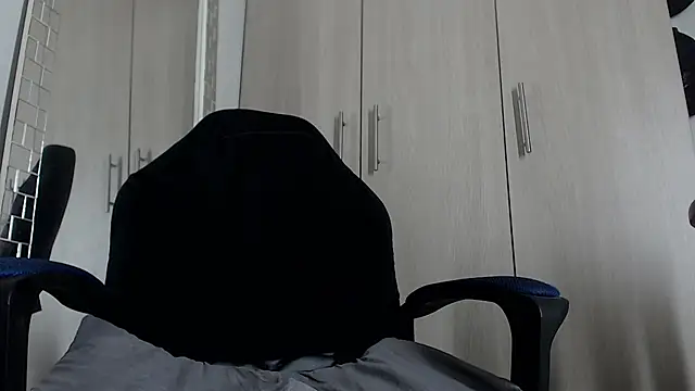 Nash_fit18 live cam on StripChat