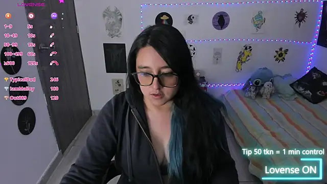 Cherry_blush_ live cam on StripChat