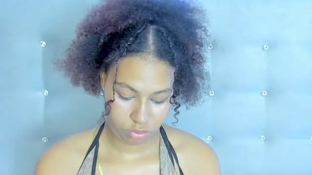 tatianasquirthot live cam on StripChat