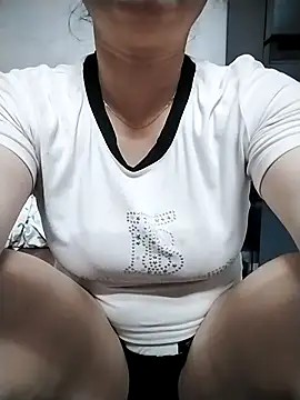 Girl_lovebaby webcam