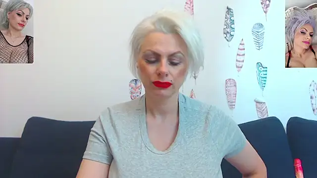 Golden__Girl__WOW__ live cam on StripChat