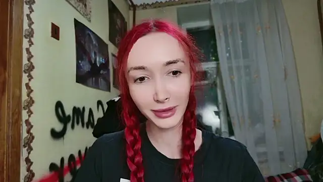 Roxy_Silver webcam