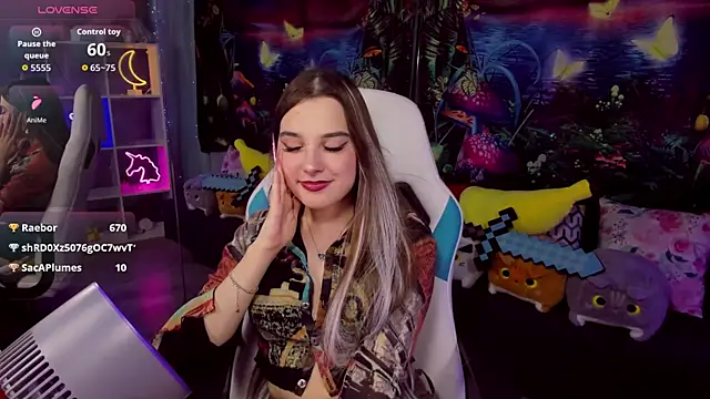 kaisajenner live cam on StripChat