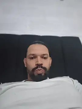 AlukardBig webcam