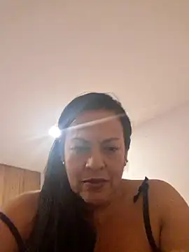 viviana-sexi live cam on StripChat
