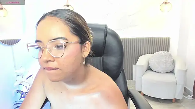 alana_martiins live cam on StripChat