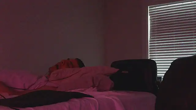 SissyBottoms webcam