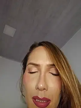 candy-xxx live cam on StripChat