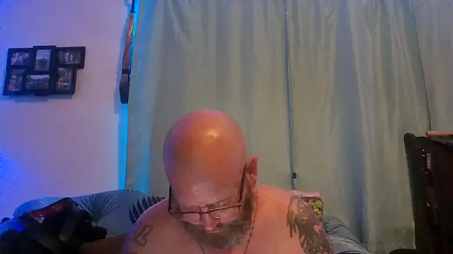 Sissycuck256 webcam