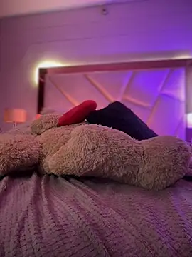 abbymodell1 live cam on StripChat