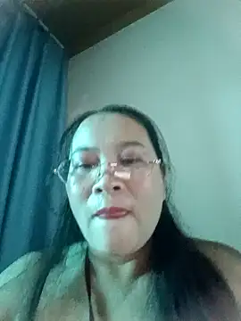 lymm78 live cam on StripChat
