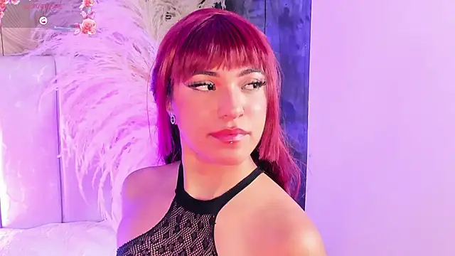 KatieRougee_ webcam