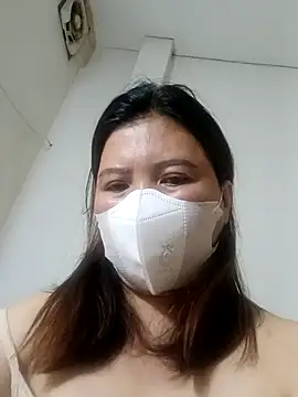 -Yeyi- live cam on StripChat