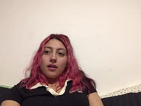Emma_Cut webcam