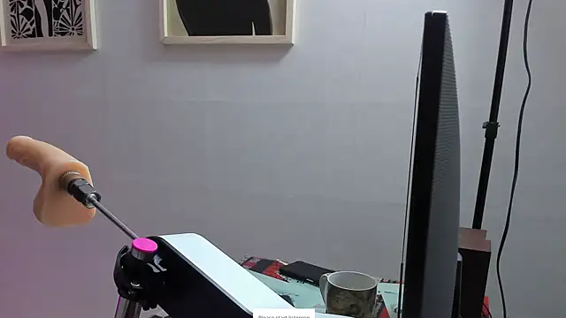 Alanna_Wild live cam on StripChat
