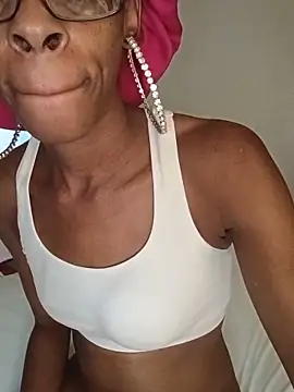Jasmine_FullsShine webcam