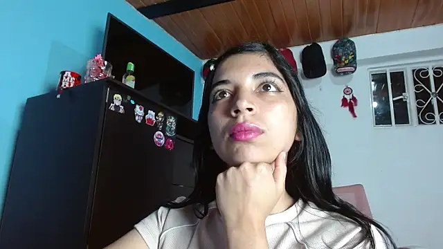 Nasty_019 live cam on StripChat