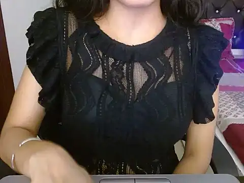 Your_lust143 live sex cam