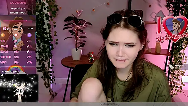 Dilara_xBaby live cam on StripChat