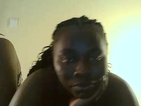 roziebeauty webcam