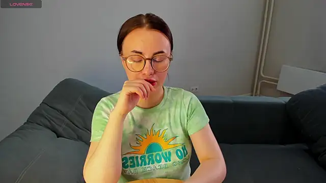 MewStella live cam on StripChat