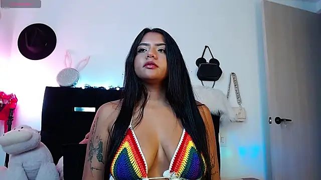 Camila_Torresss live cam on StripChat