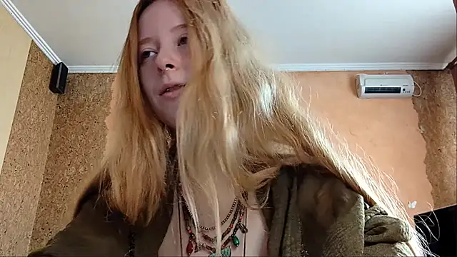 KateVibe_01 webcam