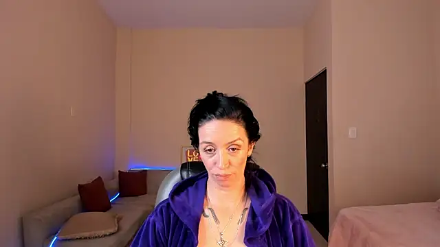 Kristen_Garner webcam