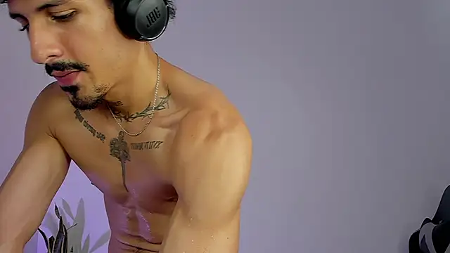 Lukeetaylor webcam