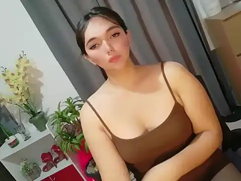 Nikki_Karishma webcam