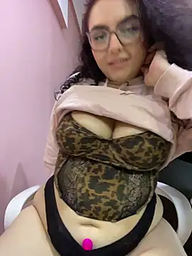 AlmaraRouge webcam