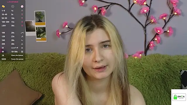 HellyCherry webcam