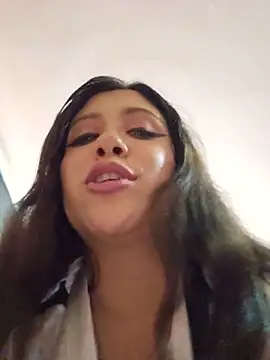 -TheCatCrazy- live cam on StripChat