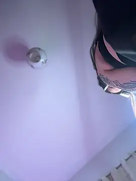 mizztikaa (F young) - Fuck my ass HARD & cum for papi💦🥴💦🥴
