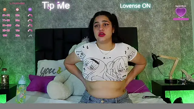 crystaldarliing - Crystaldarliing's free webcam - UK Sex Cams