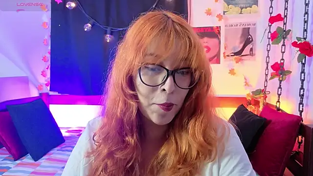 _Moon_Johnson live cam on StripChat