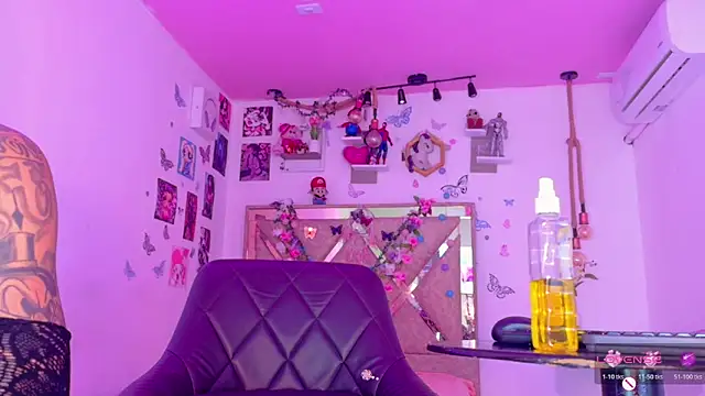 gabii-princees (T teen) - 🦋fingers in the ass🦋