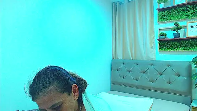 sasi_luna webcam