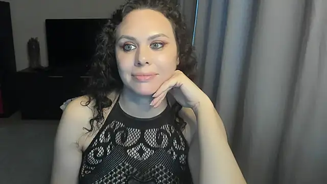 MollyCheiz live cam on StripChat