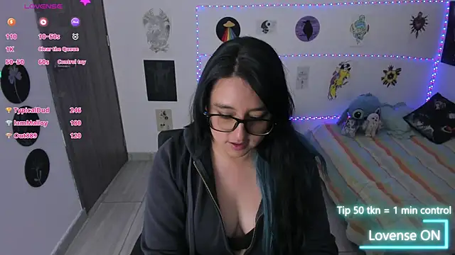 Cherry_blush_ live cam on StripChat