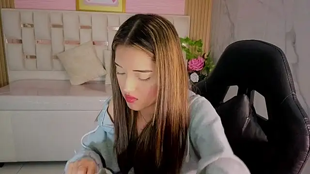 veronicaa_s live cam on StripChat