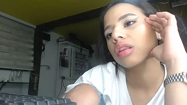 TERNURA_XXX live cam on StripChat