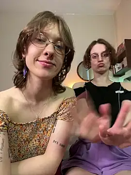 Jitoon_Exe live cam on StripChat