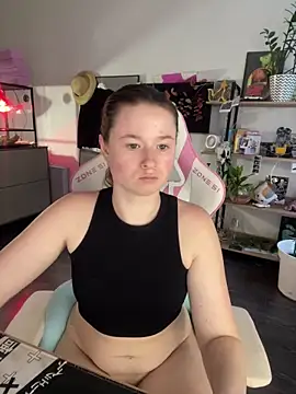 sweetest_pie live cam on StripChat