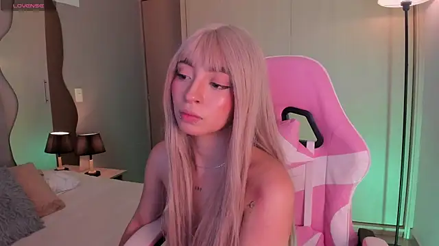 Zaray_star live sex cam